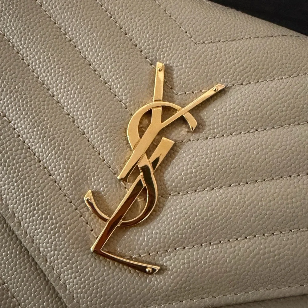 Saint Laurent Tan Quilted Wallet on chain - Picture 6 of 10